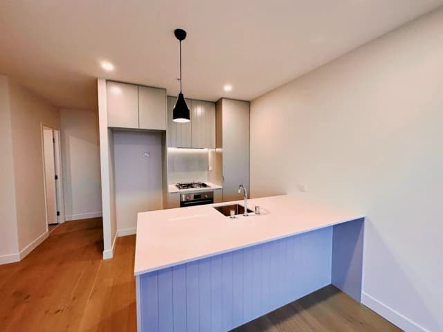 1Bedrooms, 1Bathrooms