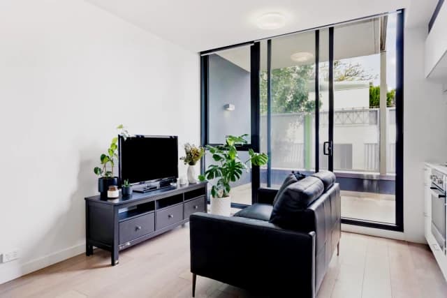 1Bedrooms, 1Bathrooms