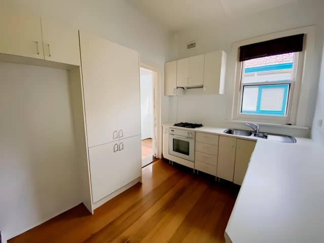 1Bedrooms, 1Bathrooms