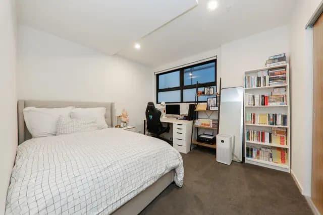 3Bedrooms, 2Bathrooms