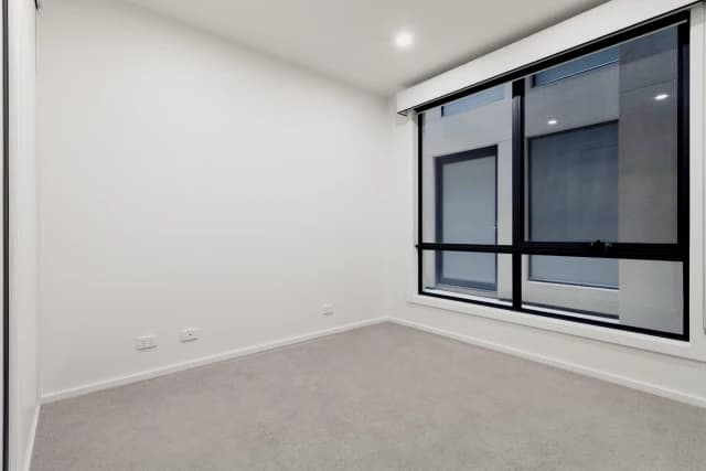 2Bedrooms, 1Bathrooms