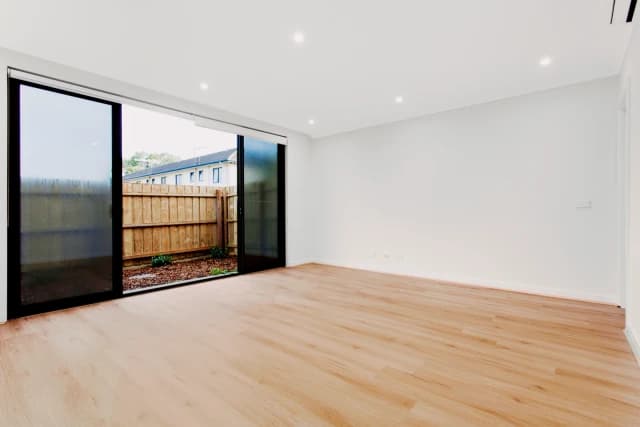 2Bedrooms, 2Bathrooms