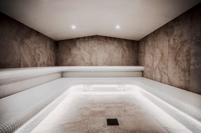 3Bedrooms, 2Bathrooms