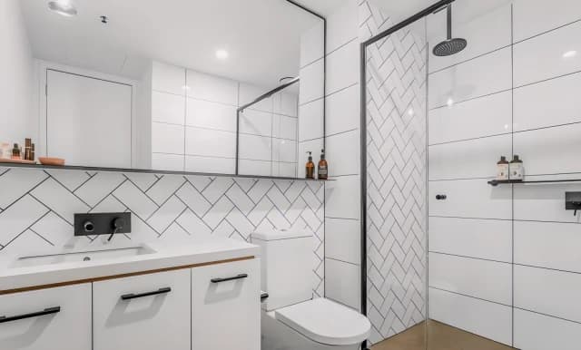 2Bedrooms, 2Bathrooms