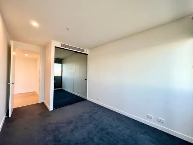 2Bedrooms, 1Bathrooms