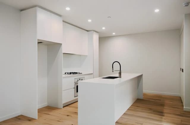 2Bedrooms, 2Bathrooms