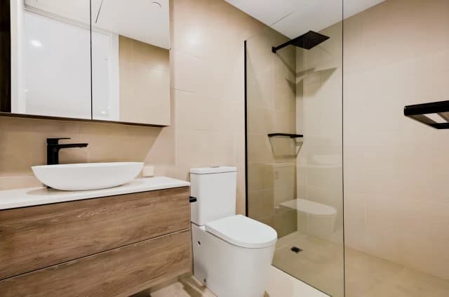 2Bedrooms, 2Bathrooms