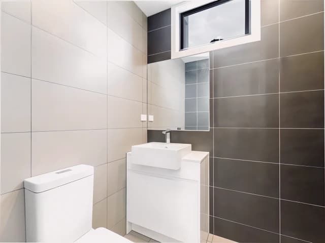 2Bedrooms, 1Bathrooms