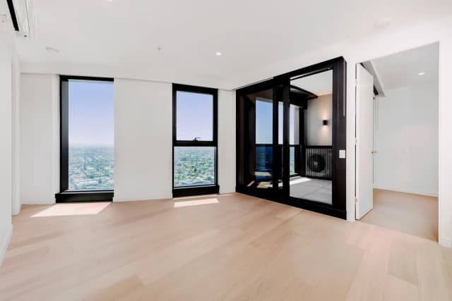2Bedrooms, 2Bathrooms