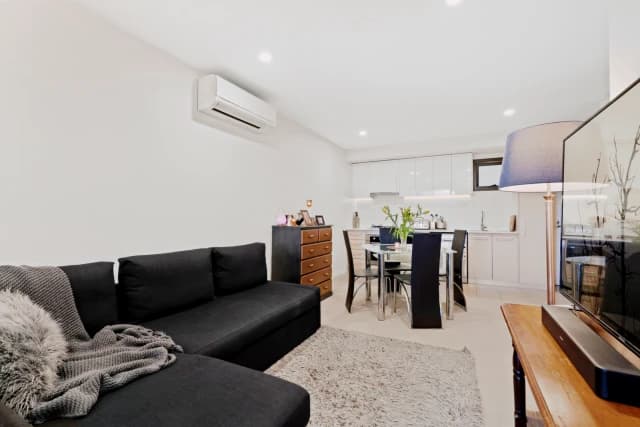 1Bedrooms, 1Bathrooms