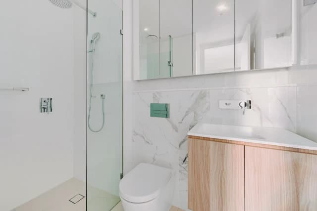 2Bedrooms, 2Bathrooms
