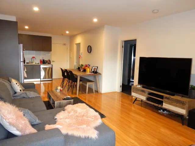2Bedrooms, 2Bathrooms