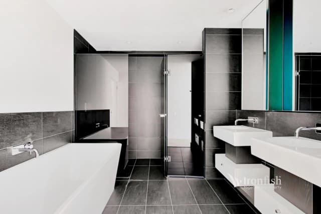 3 Bed, 2 Bath