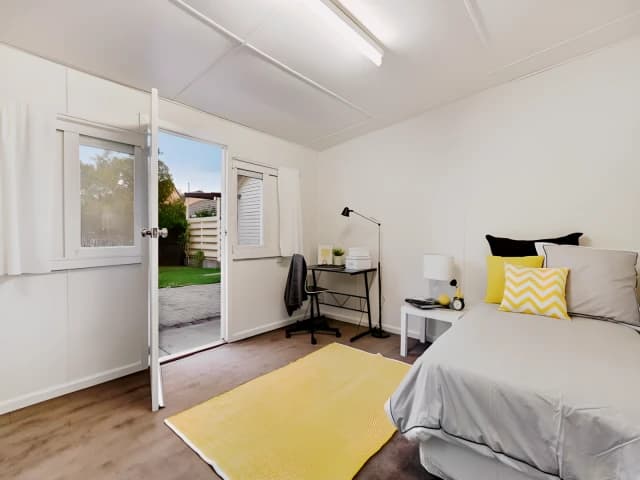 3 Bed, 1 Bath