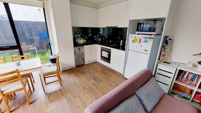 2 Bed, 1 Bath