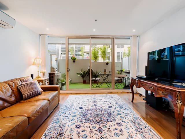 2 Bed, 1 Bath