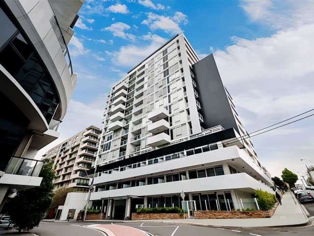 2 Bed, 1 Bath
