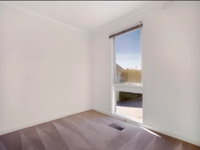 3 Bed, 1 Bath