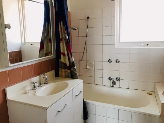1 Bed, 1 Bath
