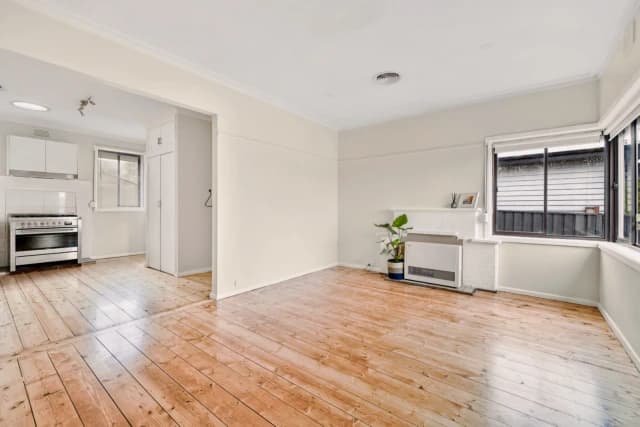 21 Grammar Street, Wendouree image 3
