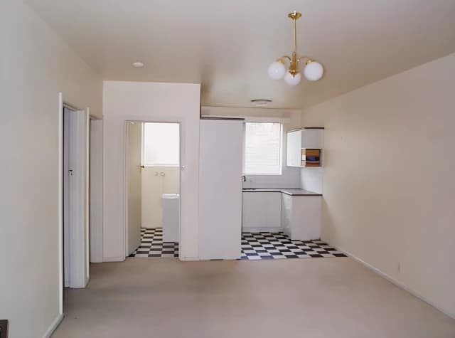 2 Bed, 1 Bath