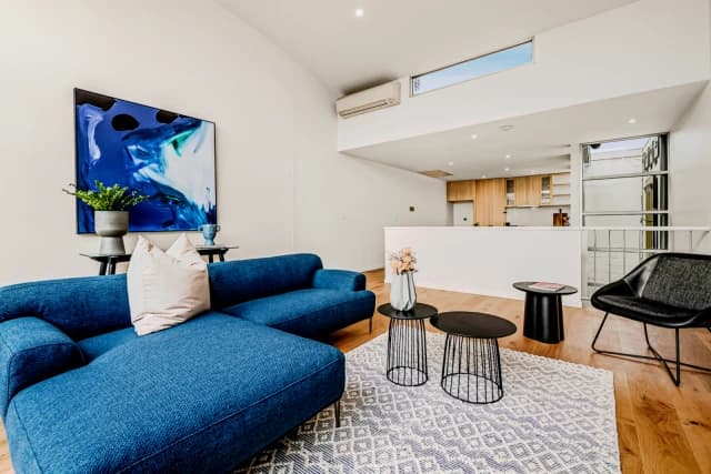 9 Francis Street, South Melbourne image 3