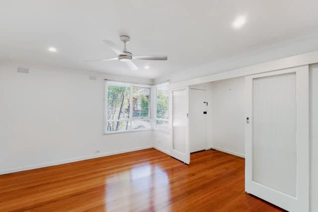 5/7 Neptune Street, Sandringham image 2
