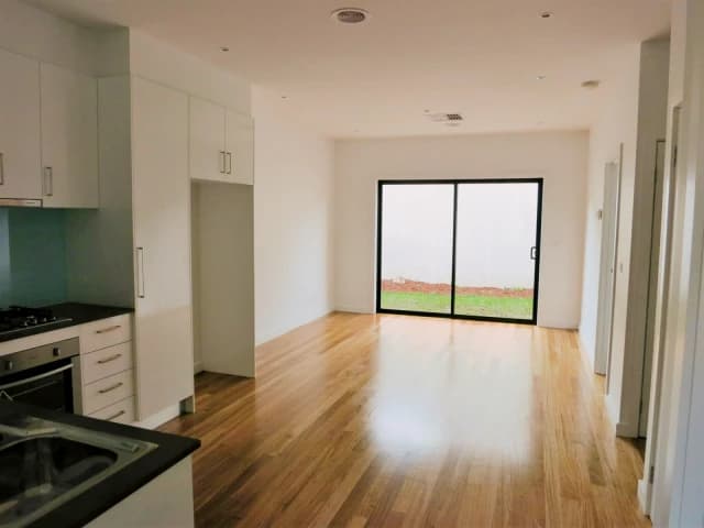 2/64 Mount Pleasant Road, Nunawading image