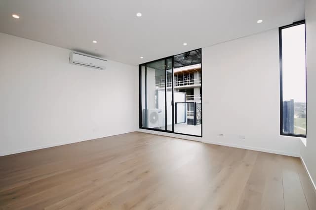 407/1 Elland Avenue, Box Hill image 5