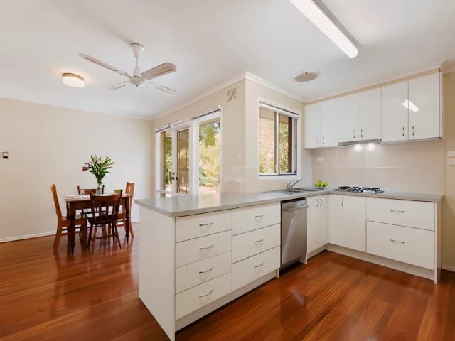 1/9 Ferguson Street, Mitcham image