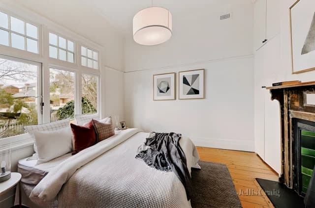 28 Gillies Street, Fairfield image 5