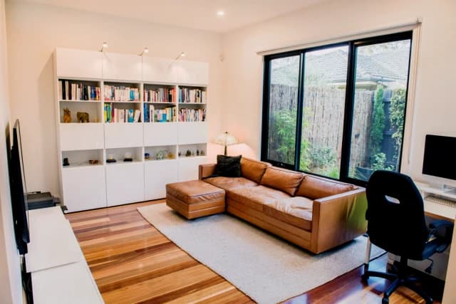 18B Merton Street, Camberwell image 3
