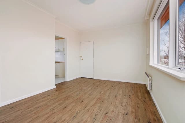 4/85 Merton Street, Albert Park image