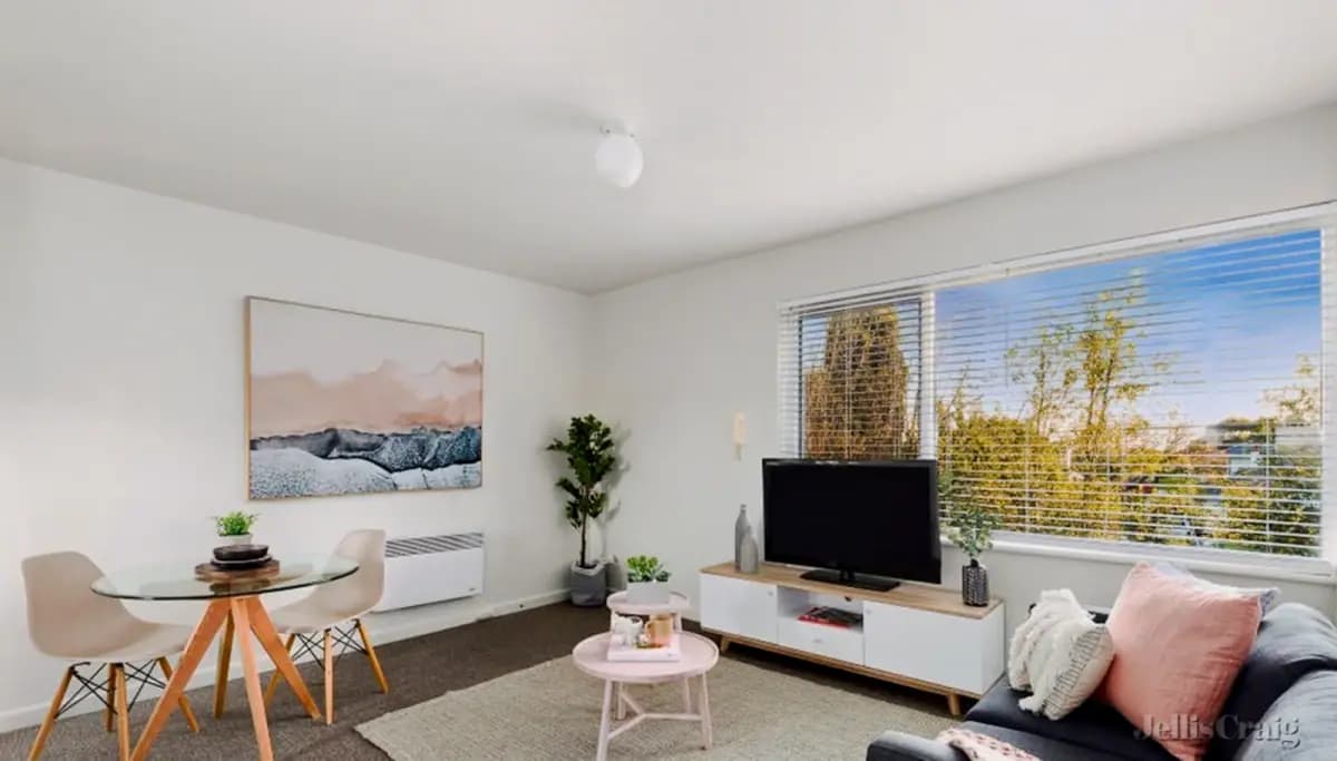 6/5 Kalimna Street, Essendon
