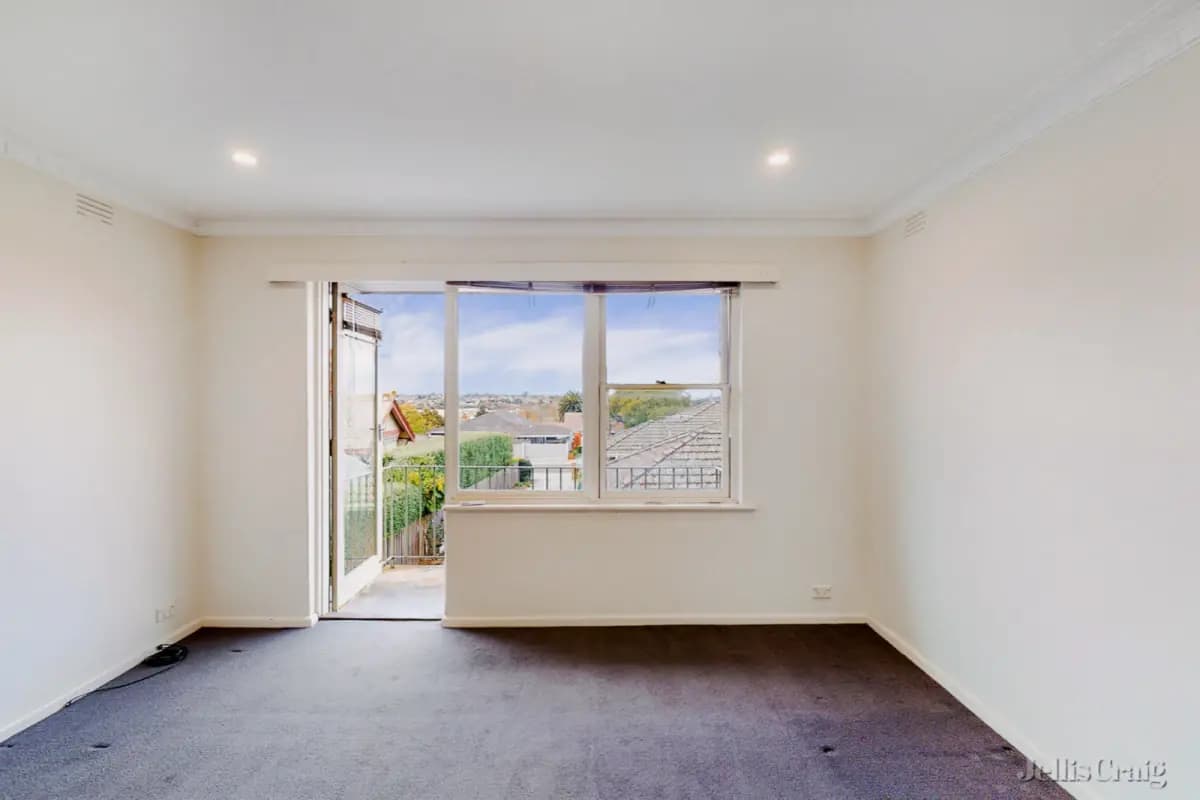 6/5 Kalimna Street, Essendon