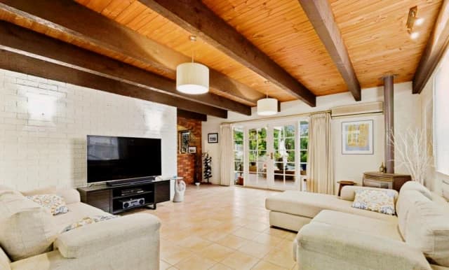 20 George Street, Bentleigh East image 3