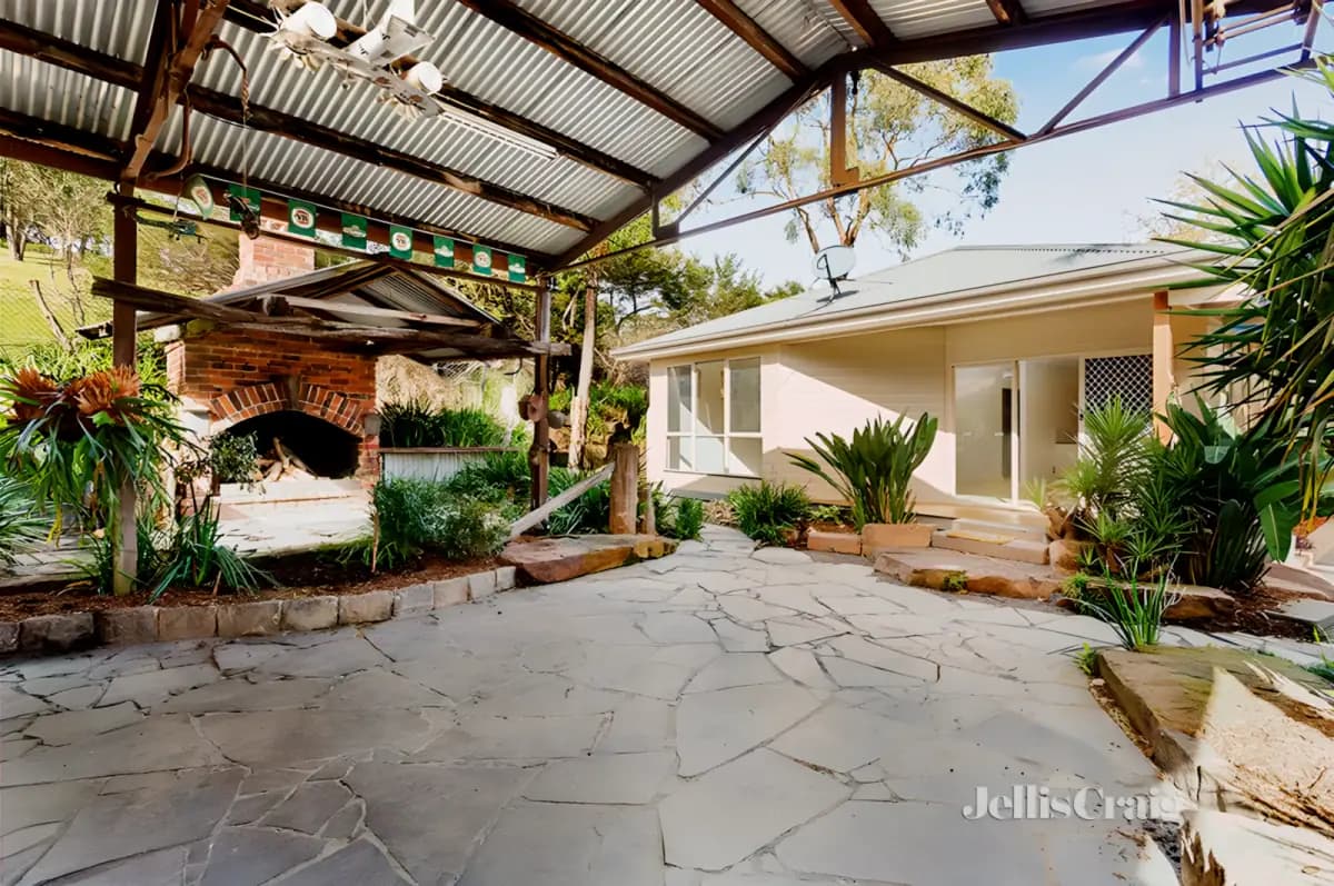 548B Heidelberg - Kinglake Road, Wattle Glen