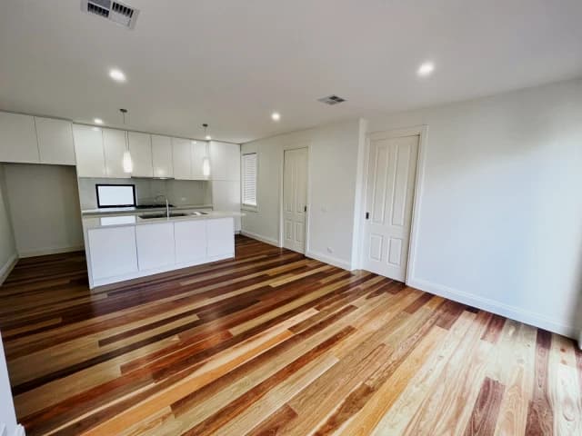 1/5 Vasey Street, Mount Waverley image 4