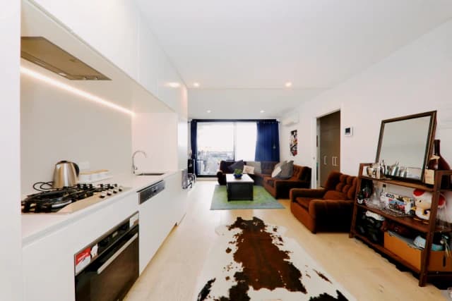 1 Bed, 1 Bath