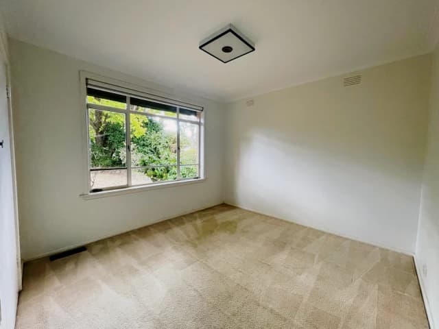 89 Hill Road, Balwyn North image 4
