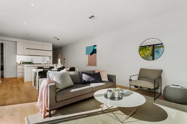 1/43 Park Crescent, Williamstown North image 4