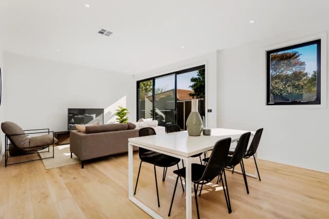 1/43 Park Crescent, Williamstown North image 5