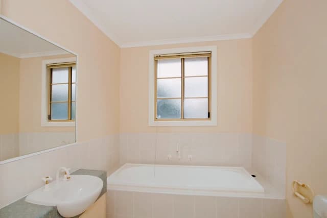 3 Bed, 2 Bath