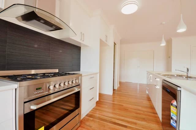 3 Bed, 2 Bath
