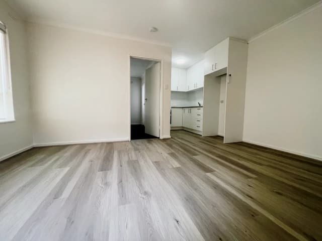 1 Bed, 1 Bath