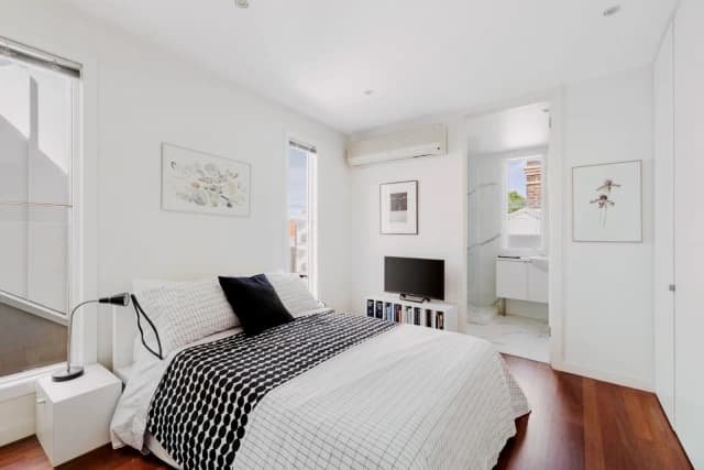 6 Greig Street, Albert Park image 4