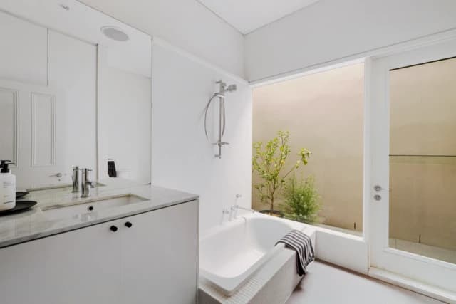 6 Greig Street, Albert Park image 5