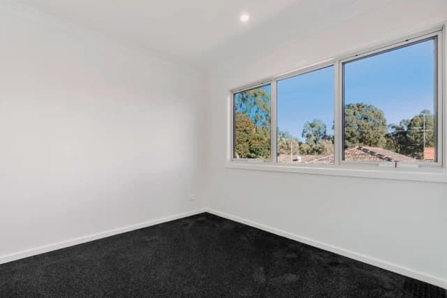 1/11 Paul Street, Doncaster image