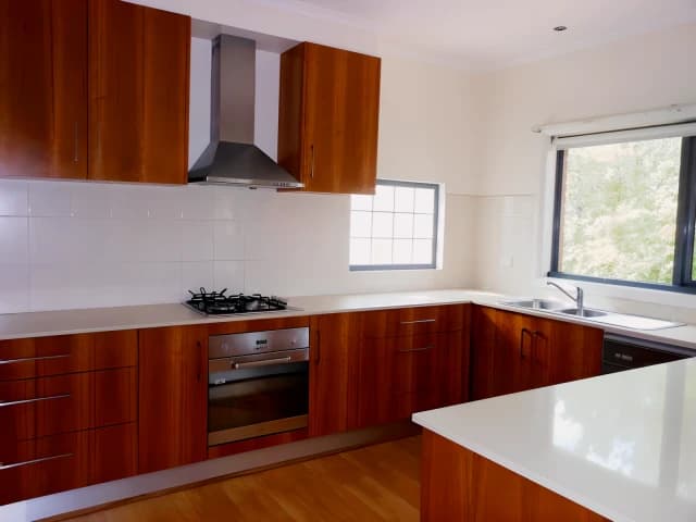 2/46 Leonie Avenue, Mount Waverley image
