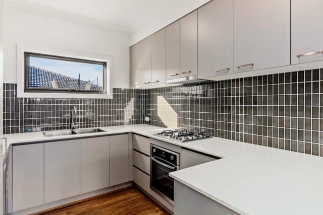3 Bed, 2 Bath